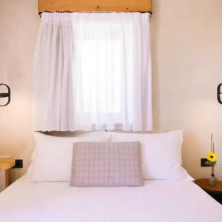 Apart-hotel Mirthea